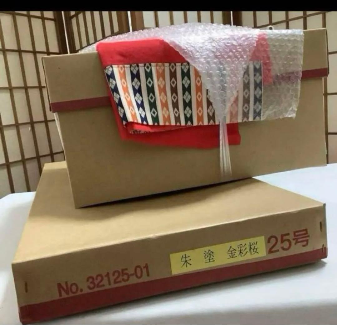 【豪華朱色金色】平成ひな飾り【女雛・男雛・親王飾台・道具】【飾り台・屏風】お