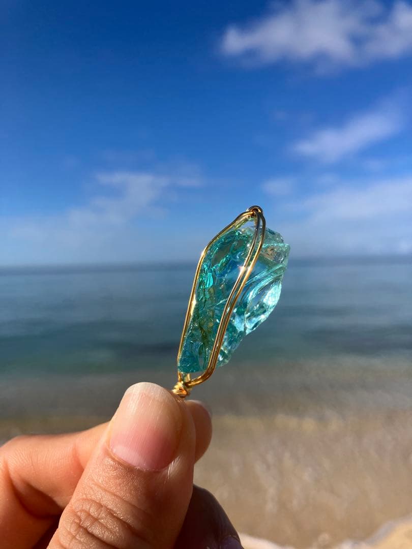 アンダラクリスタルのペンダントトップ（シアンエンジェル）