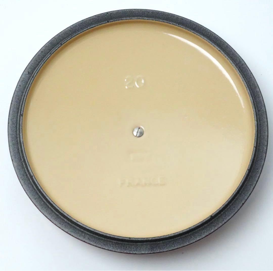 LE CREUSET　シグニチャー ココット ロンド チェリーレッド　20cm