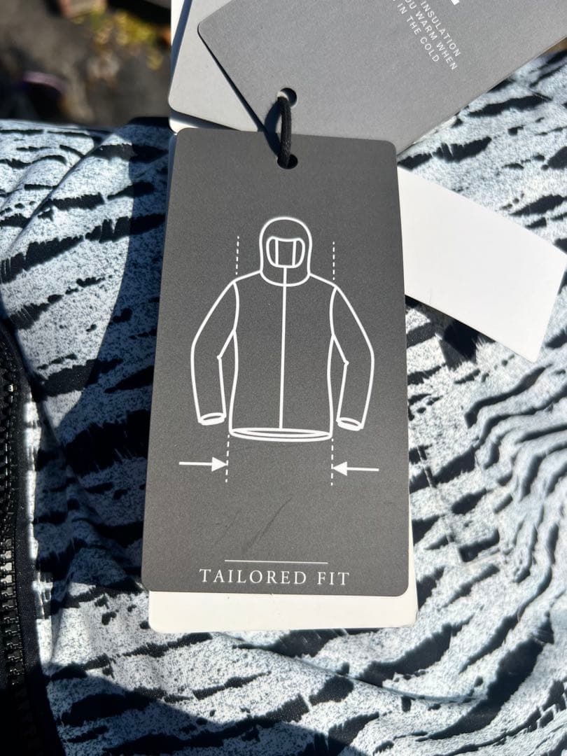 新品 ビラボン Sサイズ スノボ スキー ウェア（女性用）