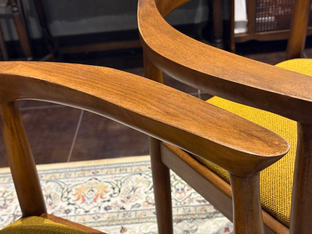 ②ハンス・J・ウェグナー ザ・チェア リプロダクト リメイク ビンテージ IZ