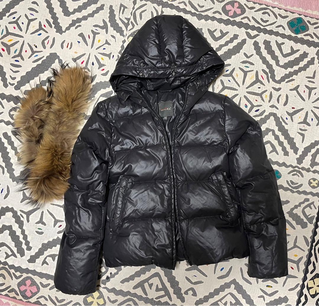 DUVETICA ブラックダウンジャケット Adhara サイズ40