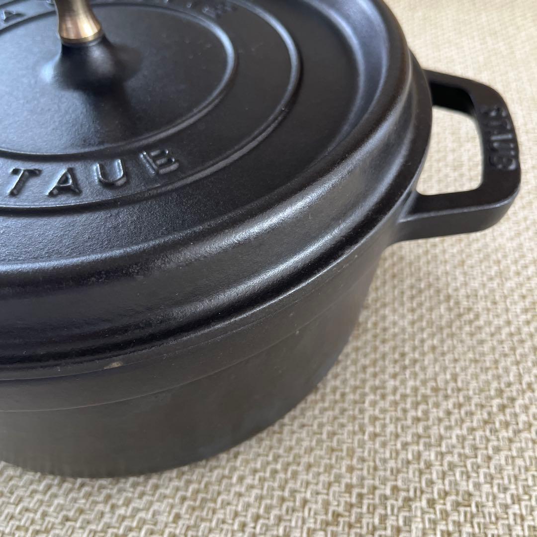 staubピコ ココット ラウンド 24cmストウブ ブラック