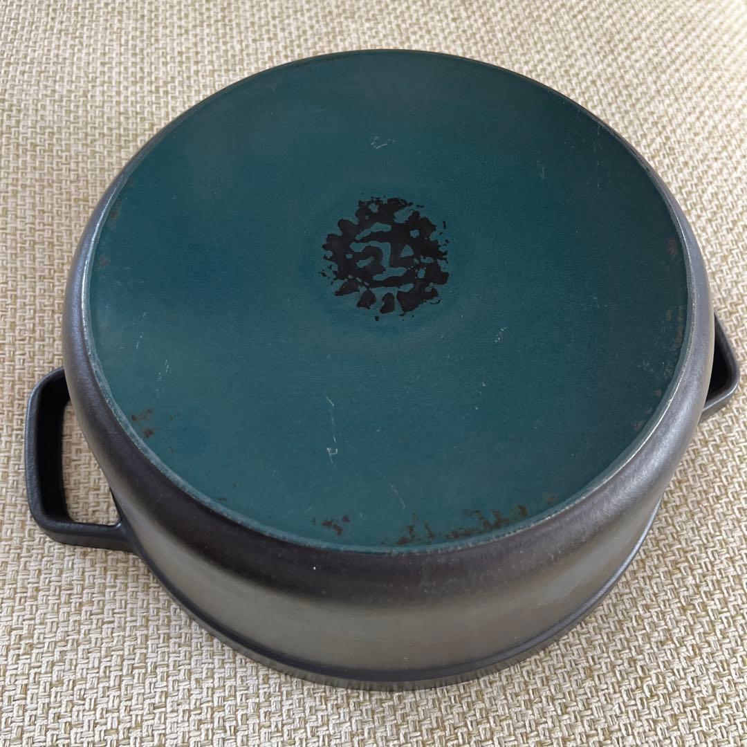 staubピコ ココット ラウンド 24cmストウブ ブラック