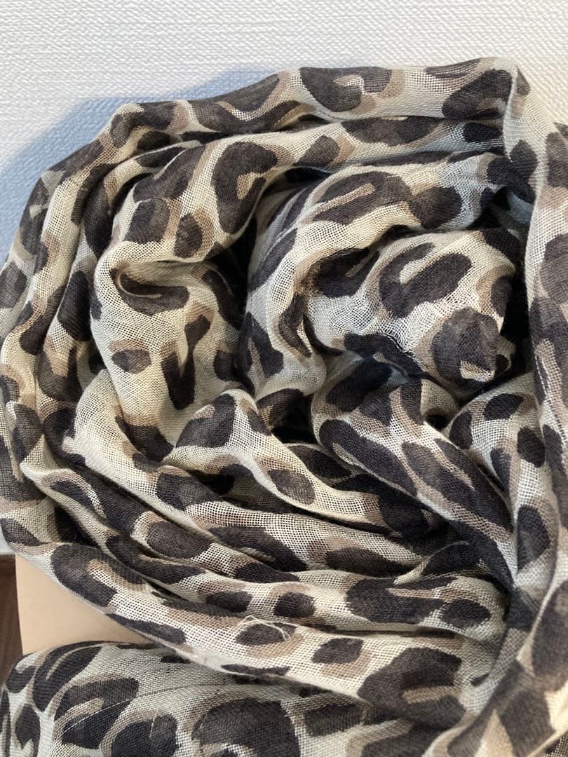 LOUIS VUITTON ストール レオパード