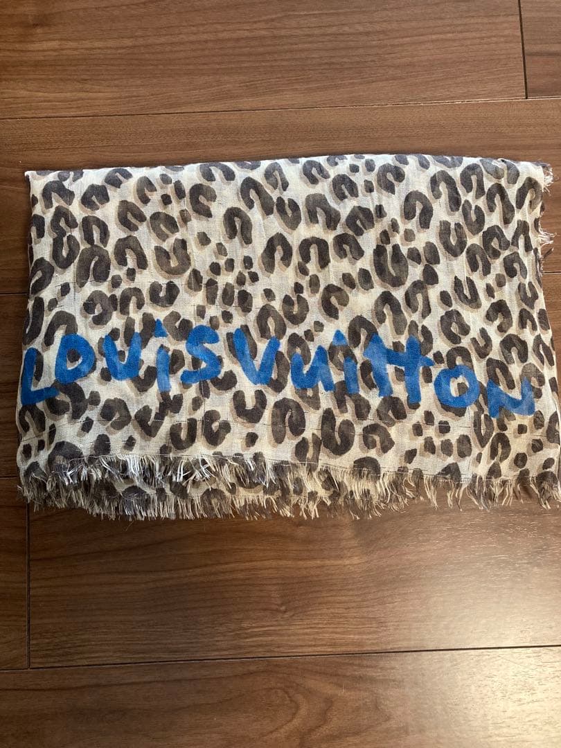 LOUIS VUITTON ストール レオパード