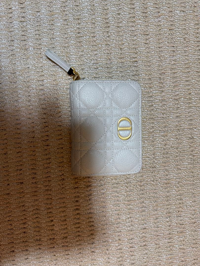 Dior 二つ折り財布 ホワイト キルティング