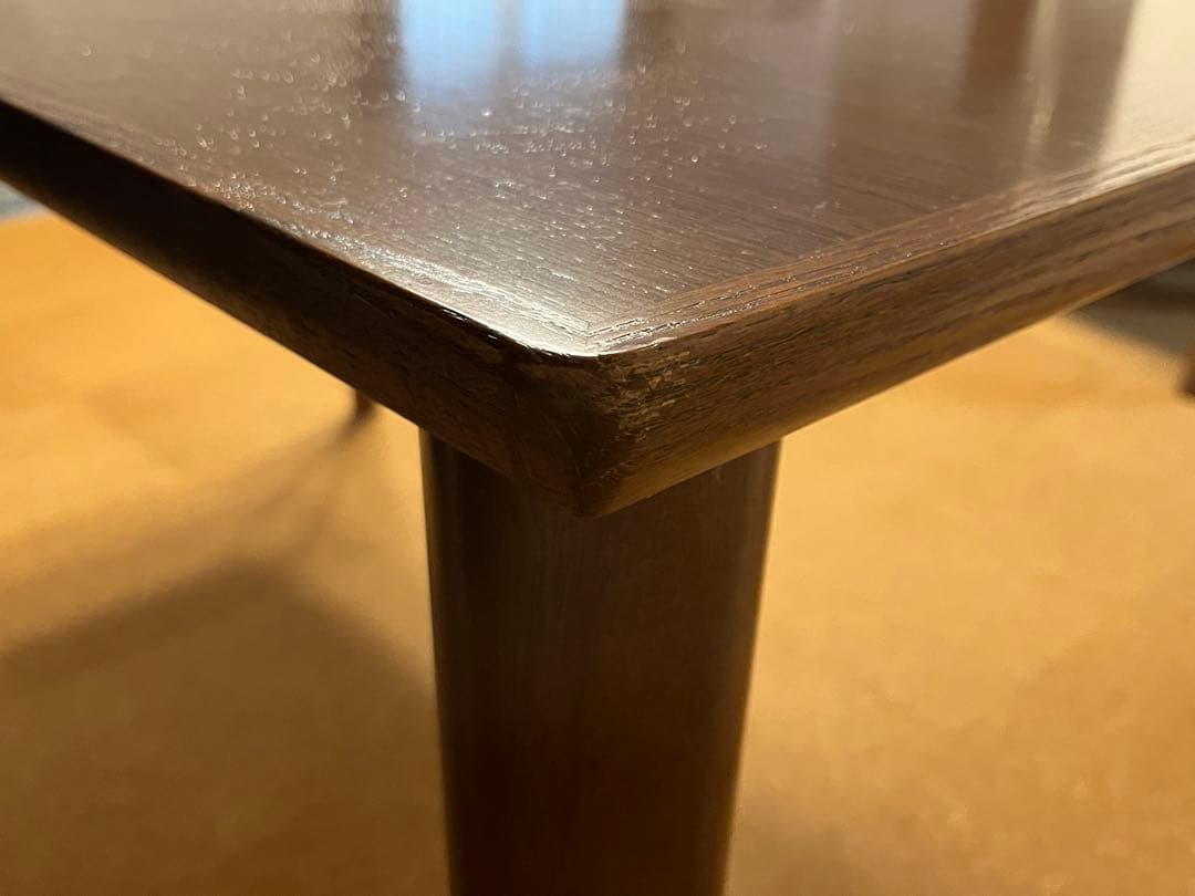 カリモク60 ダイニングテーブル　ウォールナット　1300