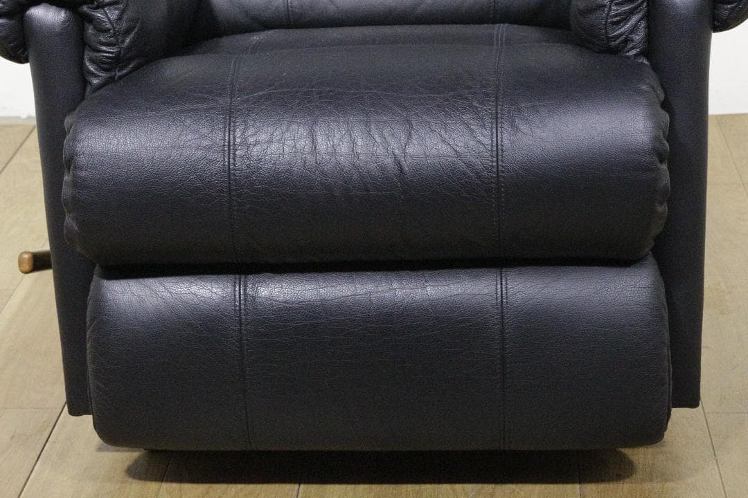ゆ*み様 LAZBOY★リクライニングソファ★ロッキングチェア★フットレスト内蔵