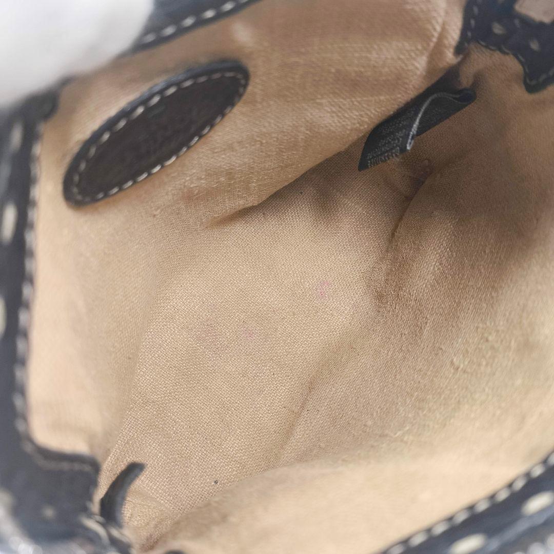 美品 フェンディ レザー ミニ ポーチ 化粧 クラッチバッグ セレリア