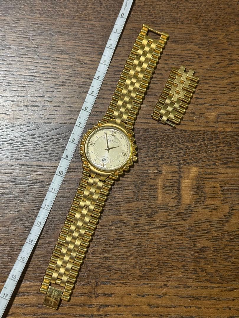 Christian Bernard ゴールド 時計