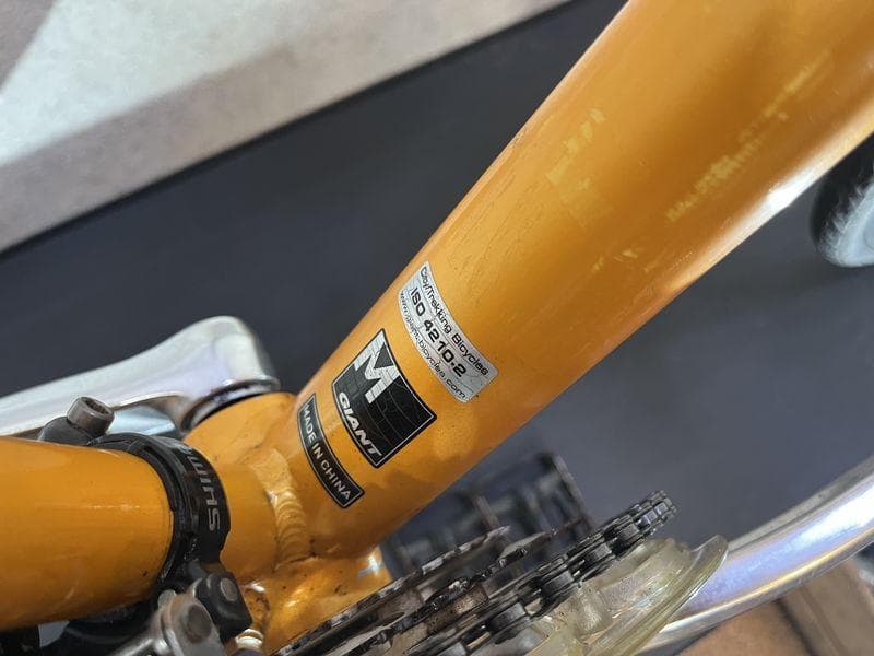 GIANT ESCAPE R3 クロスバイク sizeM　オレンジカラー