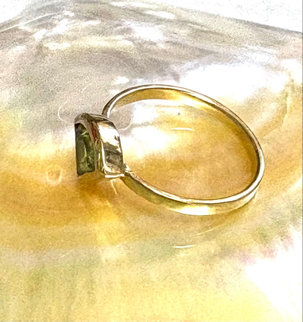 ペリドット扇形リング