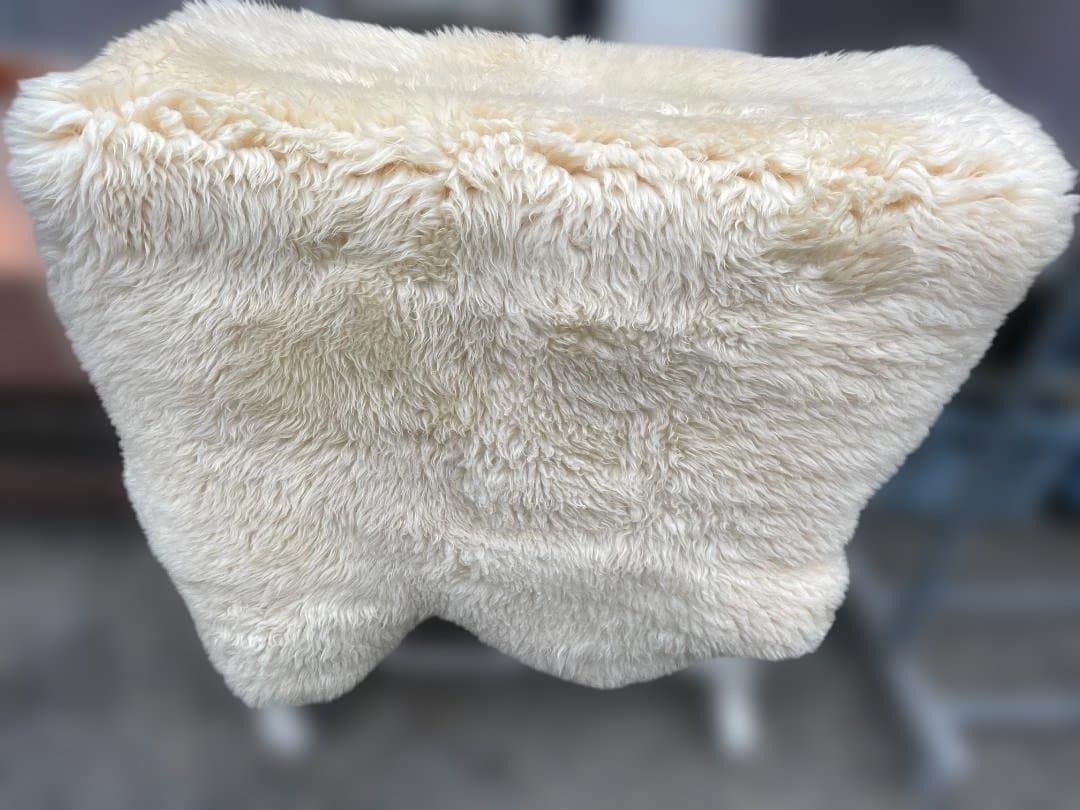 ★ KNIGHT ムートンラグ ニュージーランド 製 ウールシープスキン 羊皮