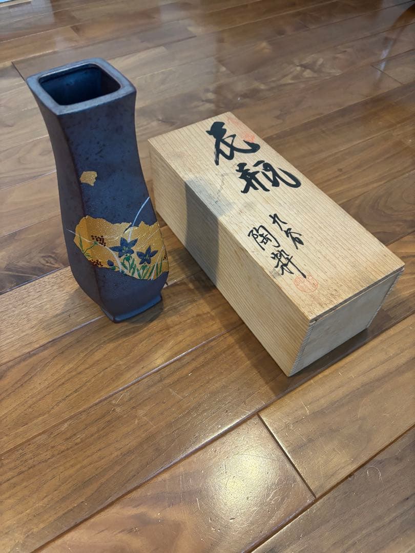 九谷焼の花瓶　陶粋屋