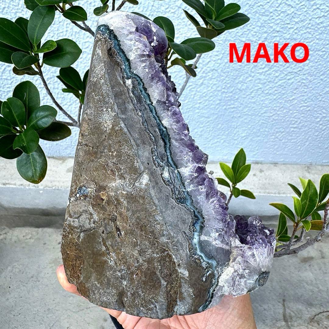 M1706☆アメジストクラスター1.6Kg☆ウルグアイ産☆天然石☆N50609