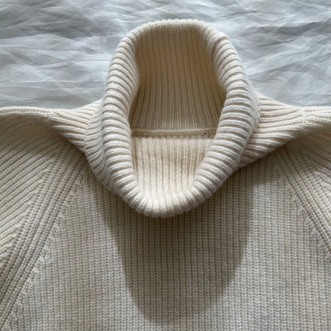 美品♡【Cygne】タートルニット コクーンスリーブ Rene クリーム 白