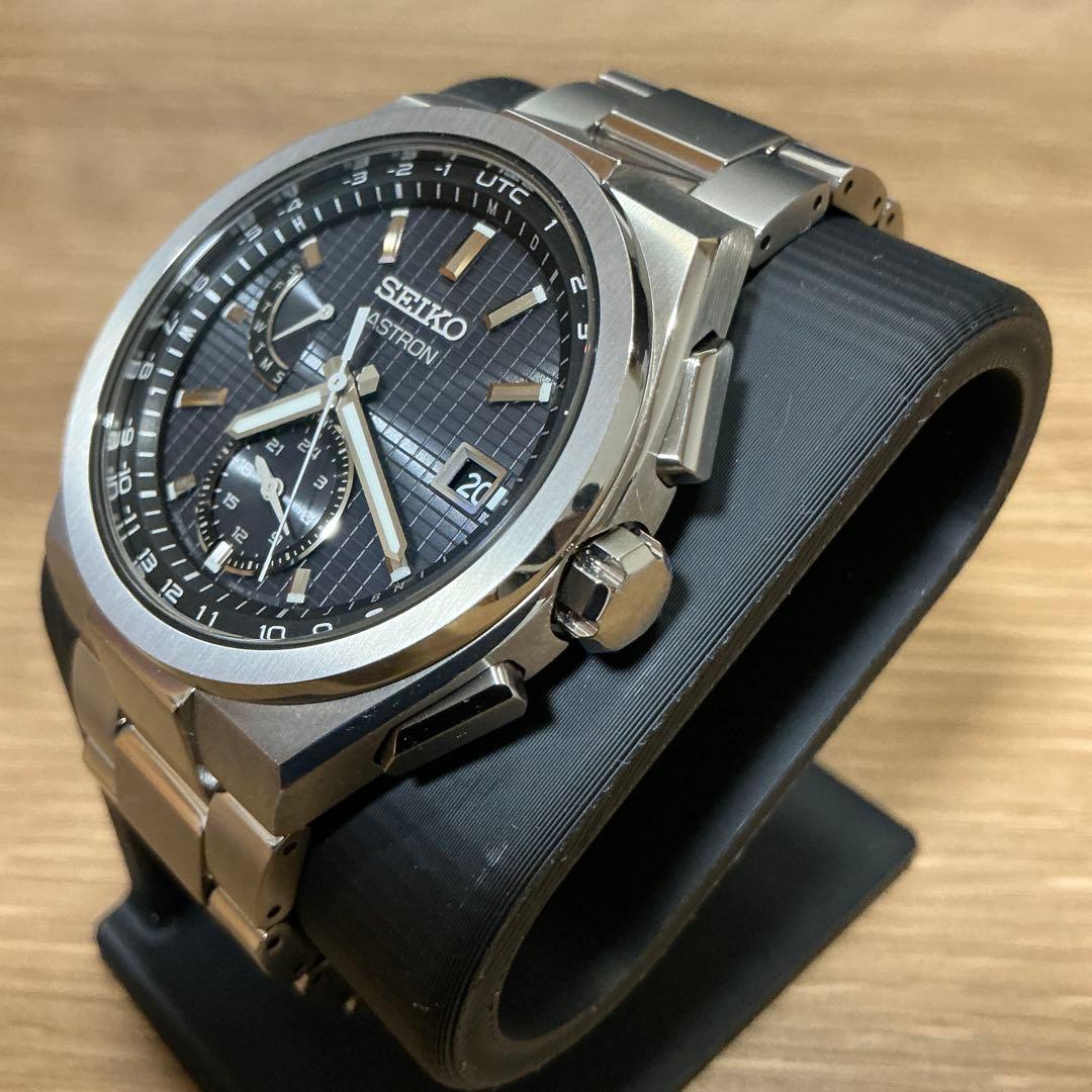 【値下】[極美品]セイコー アストロン ASTRON SBXY067 黒