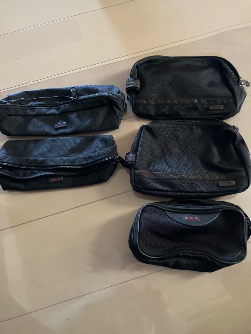 TUMI 黒ナイロンポーチ 5個セット