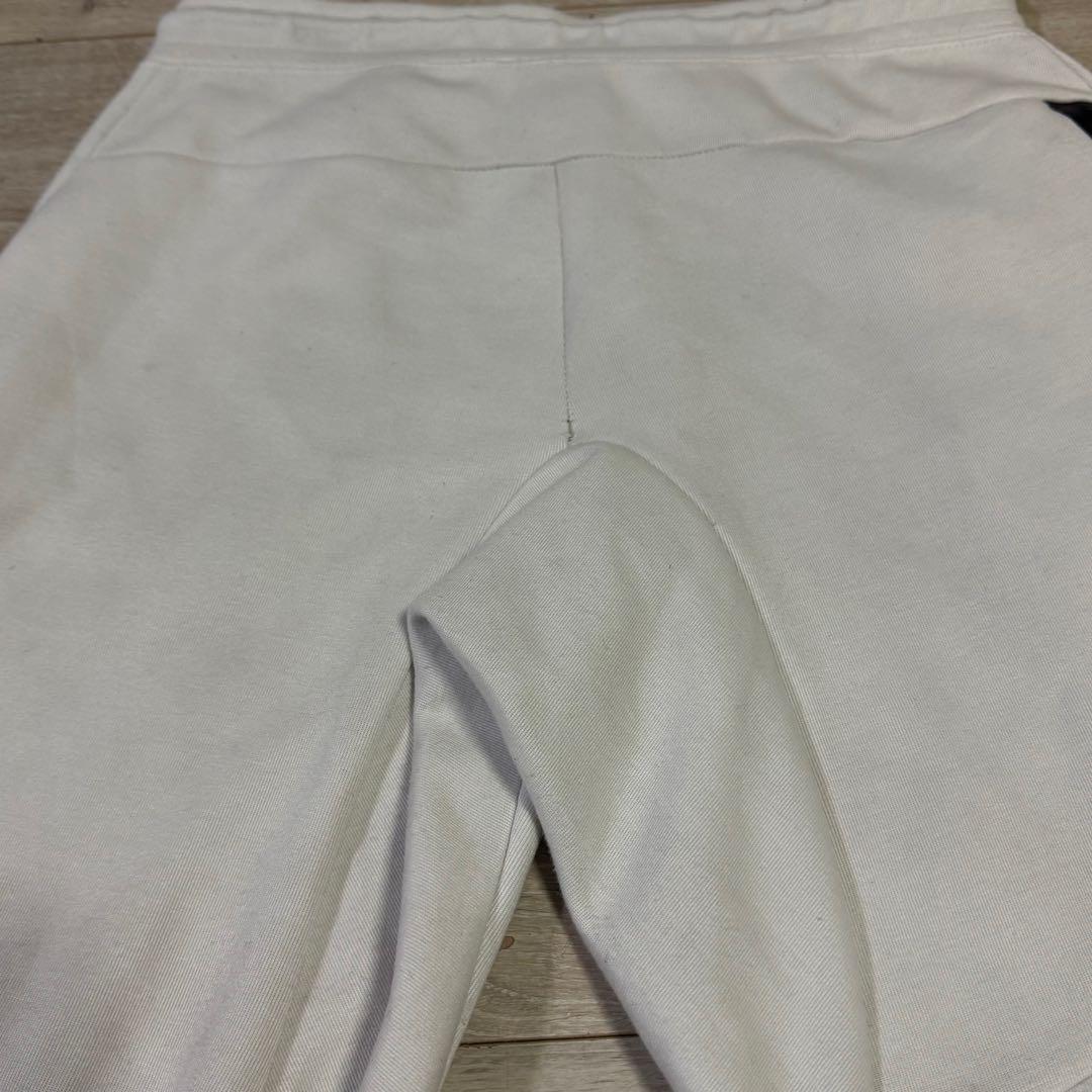 希少カラー　NIKE テックフリース　セットアップ白　ホワイト