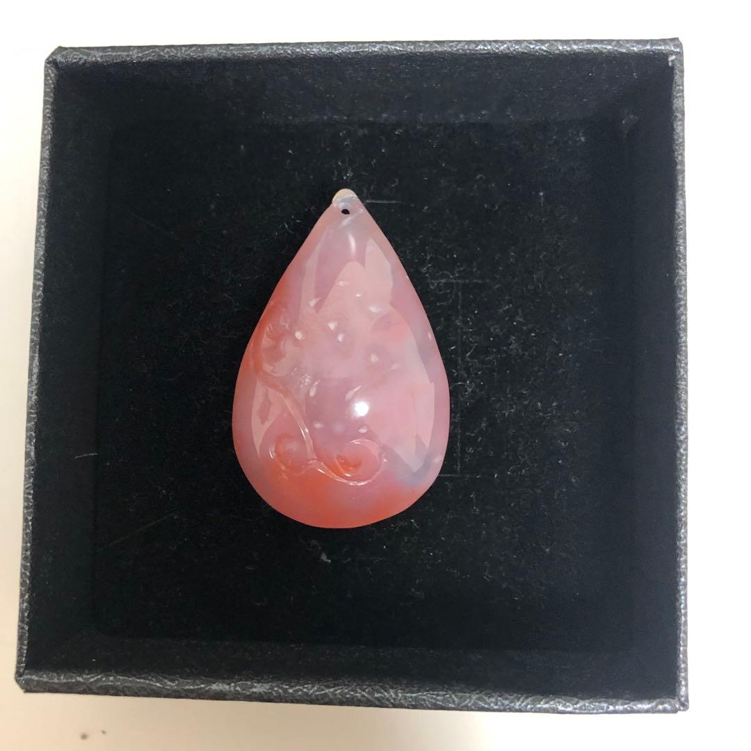 縁結び 女陰 ヌードメノウ 生命の源 女性器 趣味 天然石 瑪瑙 彫り物 B12