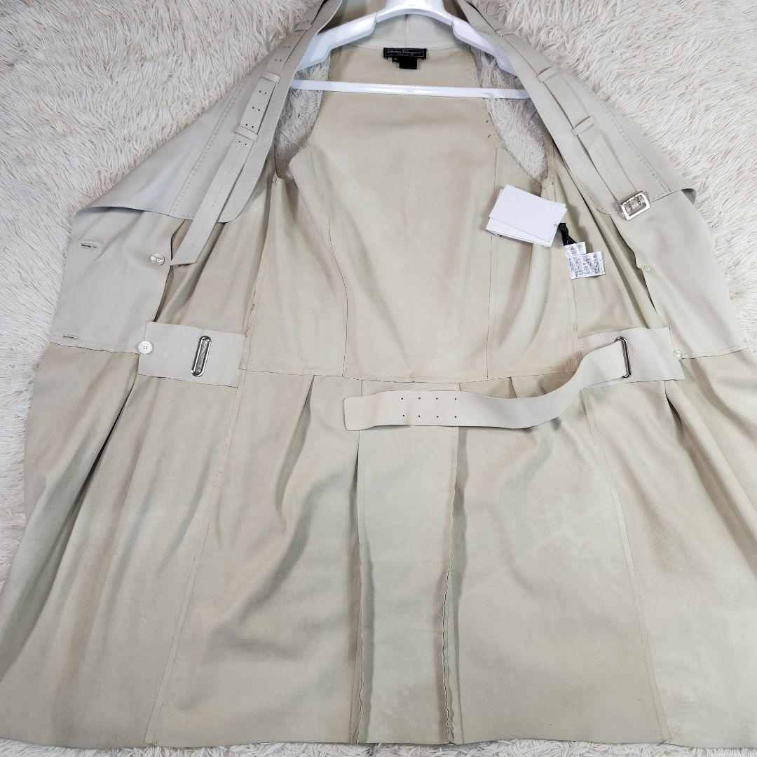 タグ付き サルヴァトーレフェラガモ オールレザー ロングコート シェルボタン