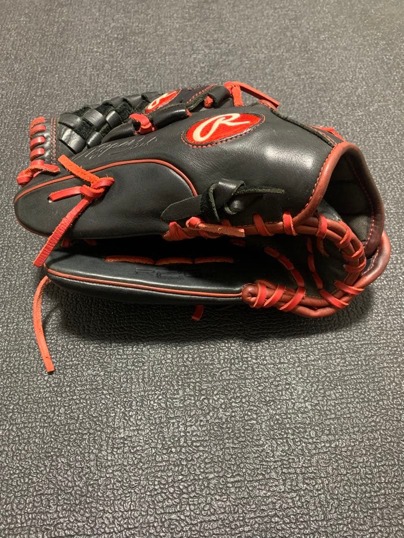 ローリングス　グローブ　軟式　左投げ　投手用　黒赤　メジャー　野球　グラブ