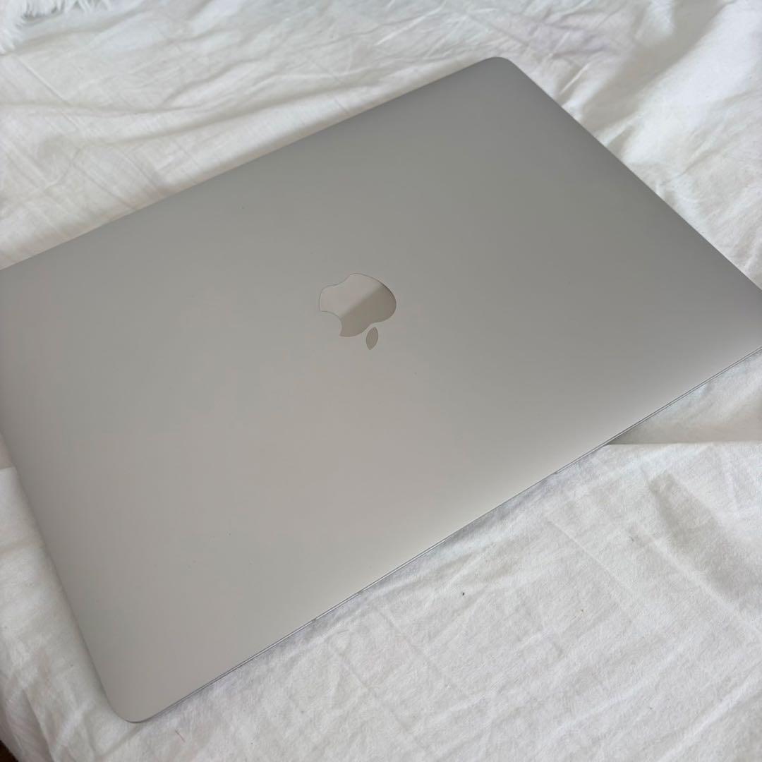 Macbook M1チップ 8GB/256GB BT最大容量86％