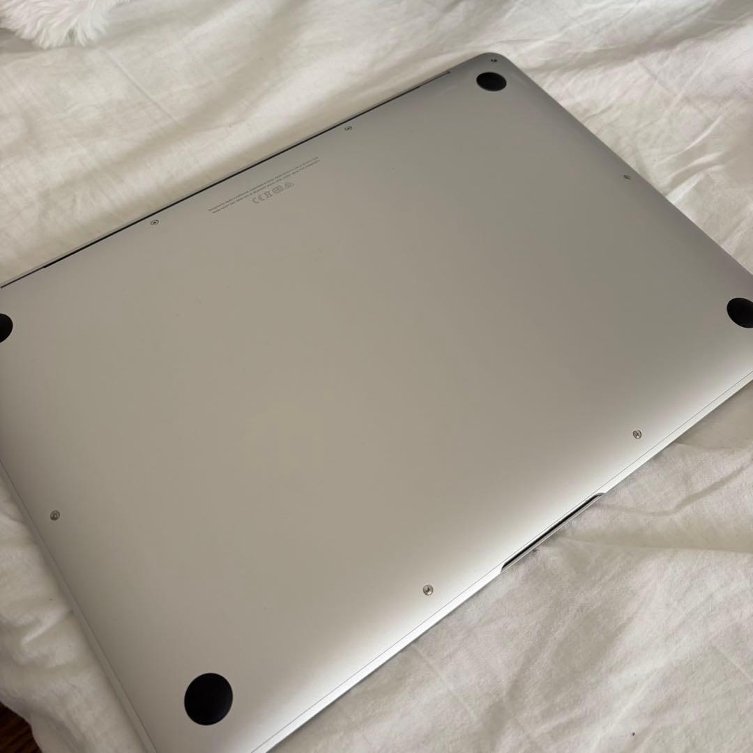 Macbook M1チップ 8GB/256GB BT最大容量86％