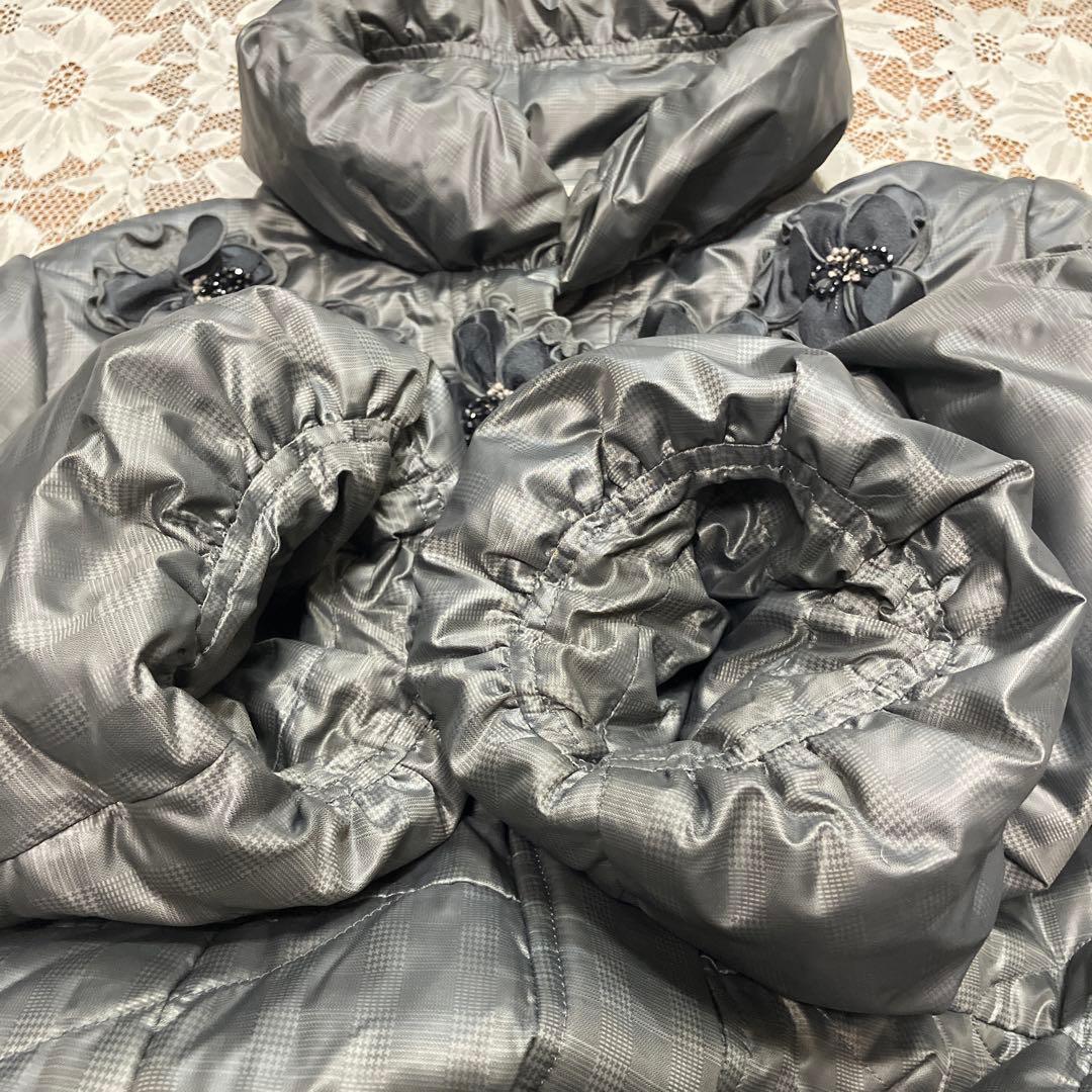 美品Bel Paci ベルパーチ フラワー装飾ダウンコート