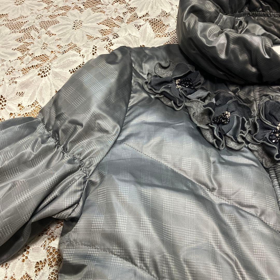 美品Bel Paci ベルパーチ フラワー装飾ダウンコート