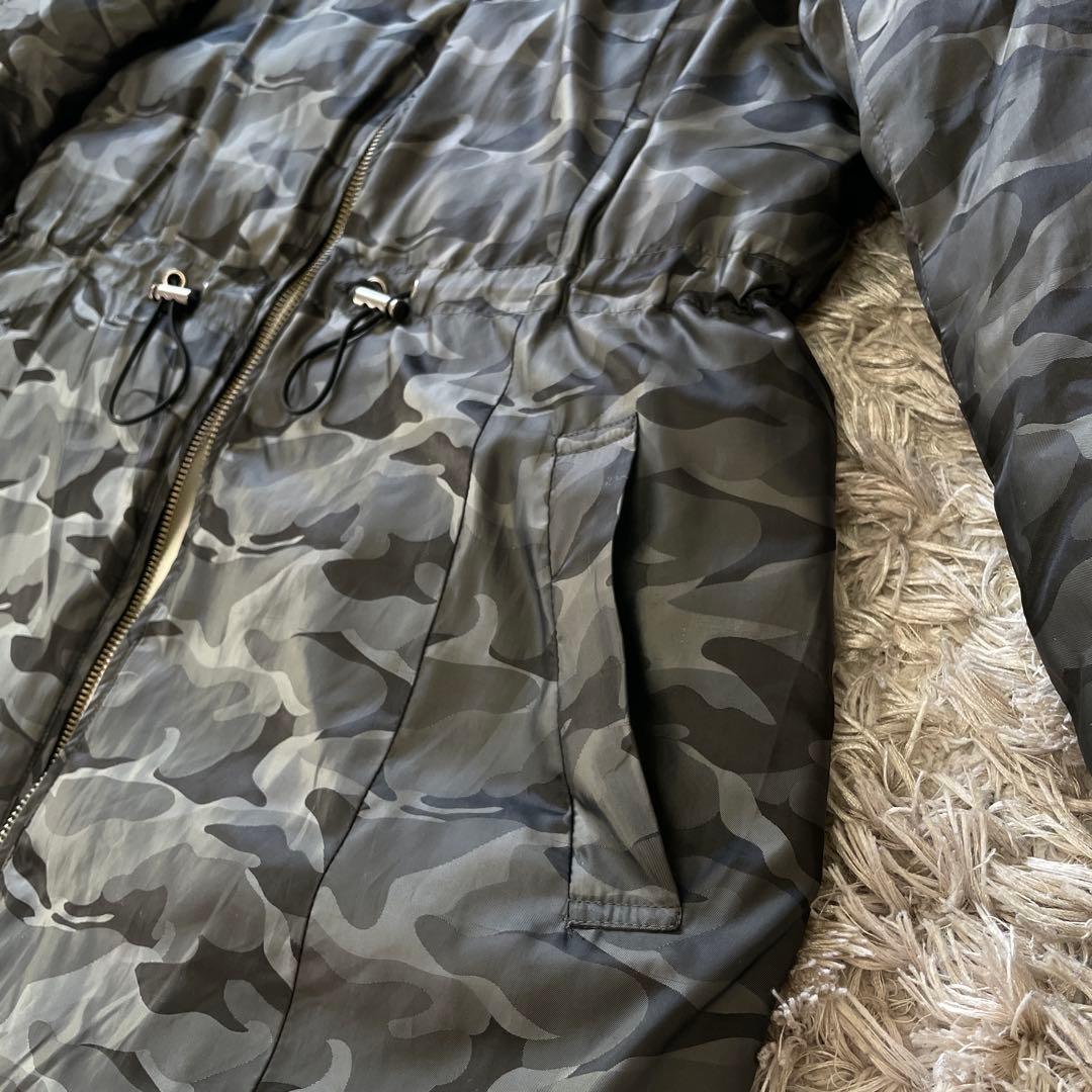 DAMA ダーマコレクション　リバーシブル ダウンコート　カモフラ　迷彩柄　白M