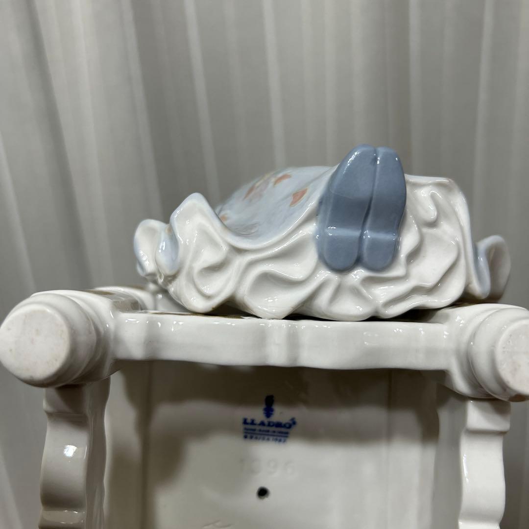 リヤドロ 「バレンシアの少女 」新品！　　　　　　超特価！