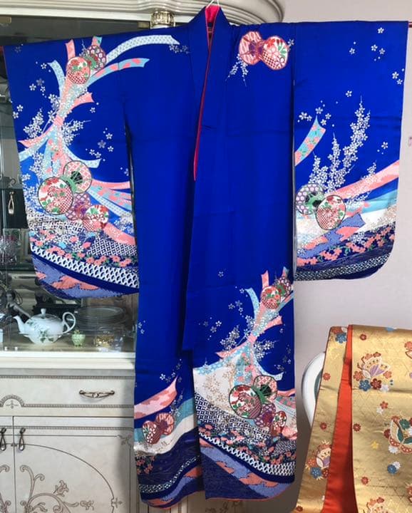 【7才着物/美品】七五三着物フルセット　ロイヤルブルー　※着画写真右側