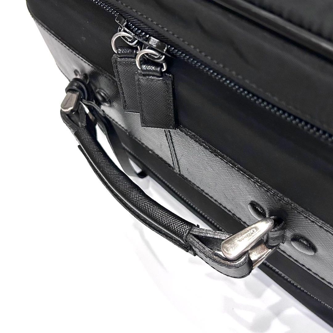 美品　プラダ　キャリーケース　三角ロゴ　サフィアーノ　ナイロン　旅行　ブラック