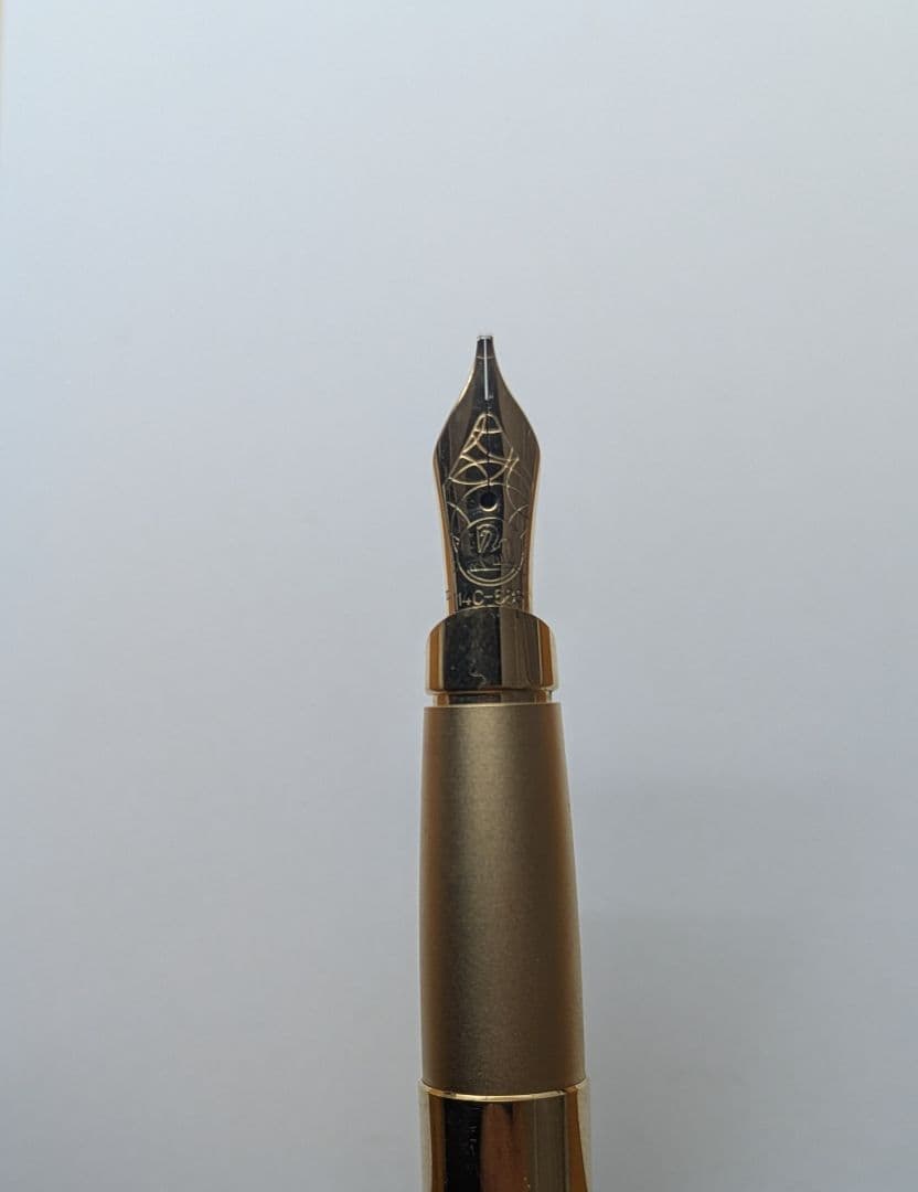 万年筆　ペリカン　金ペン