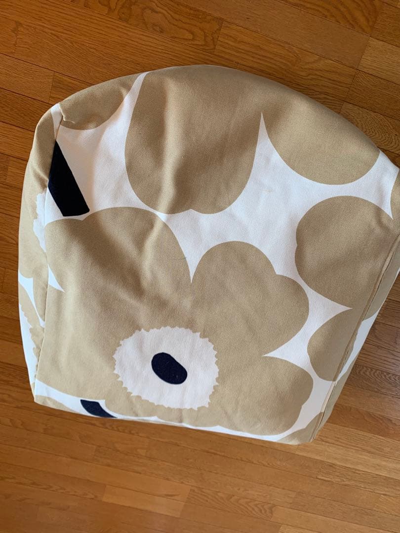 正規品！marimekko 花柄ビーズクッション