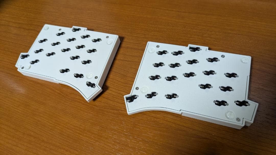 TOTEM 分割型メカニカルキーボード 自作キーボード