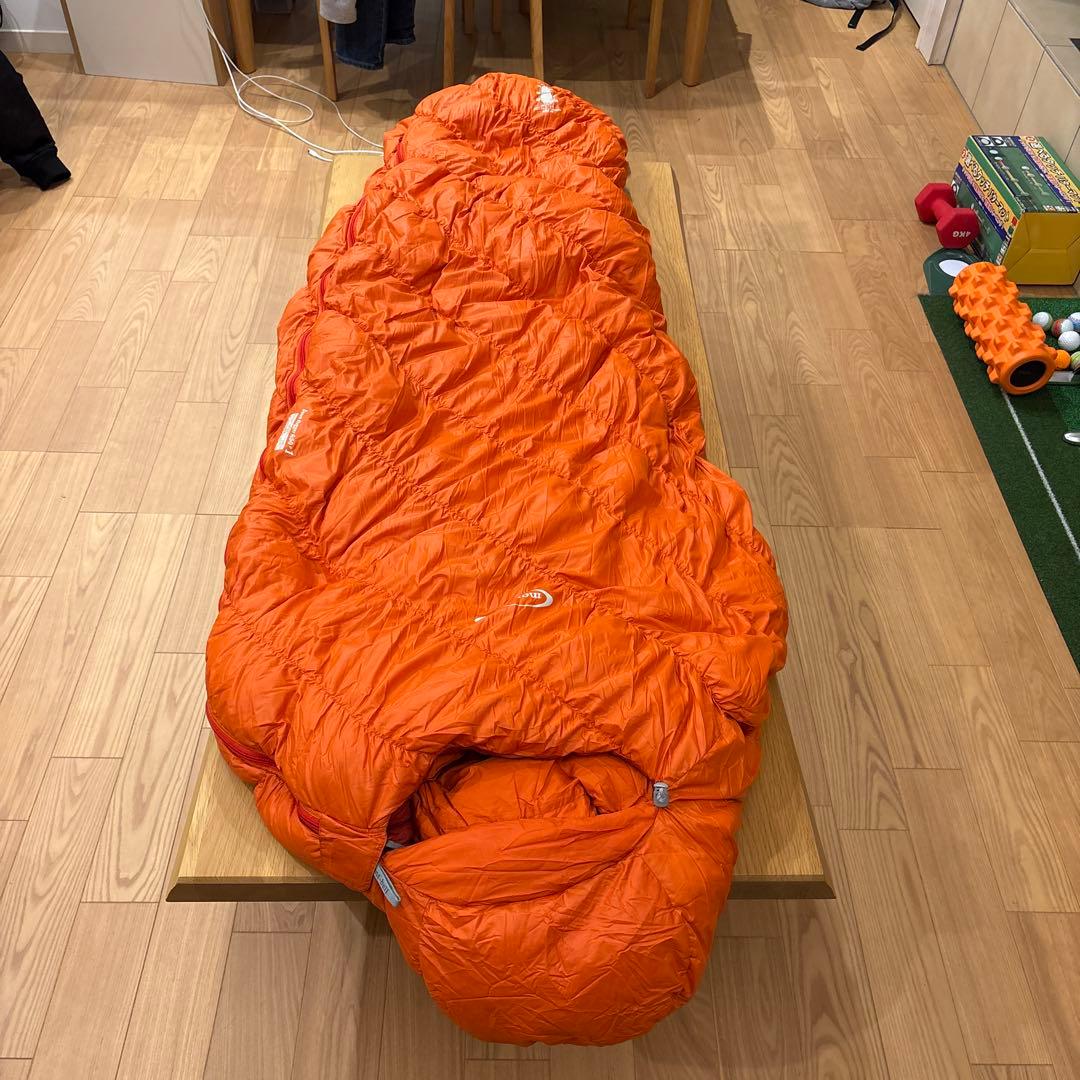 mont-bell シュラフ　Down Hugger 650 #1
