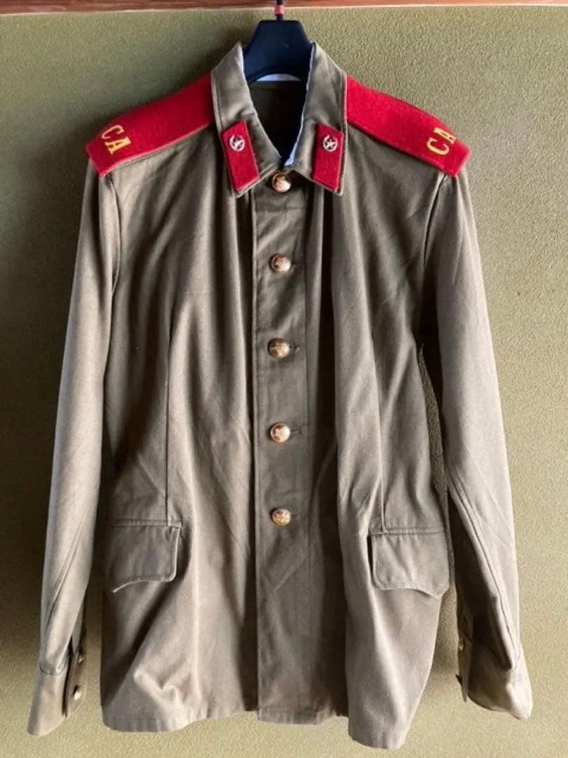 ソ連陸軍Ｍ６９制服上下　ベルト＆ポーチ2個付き