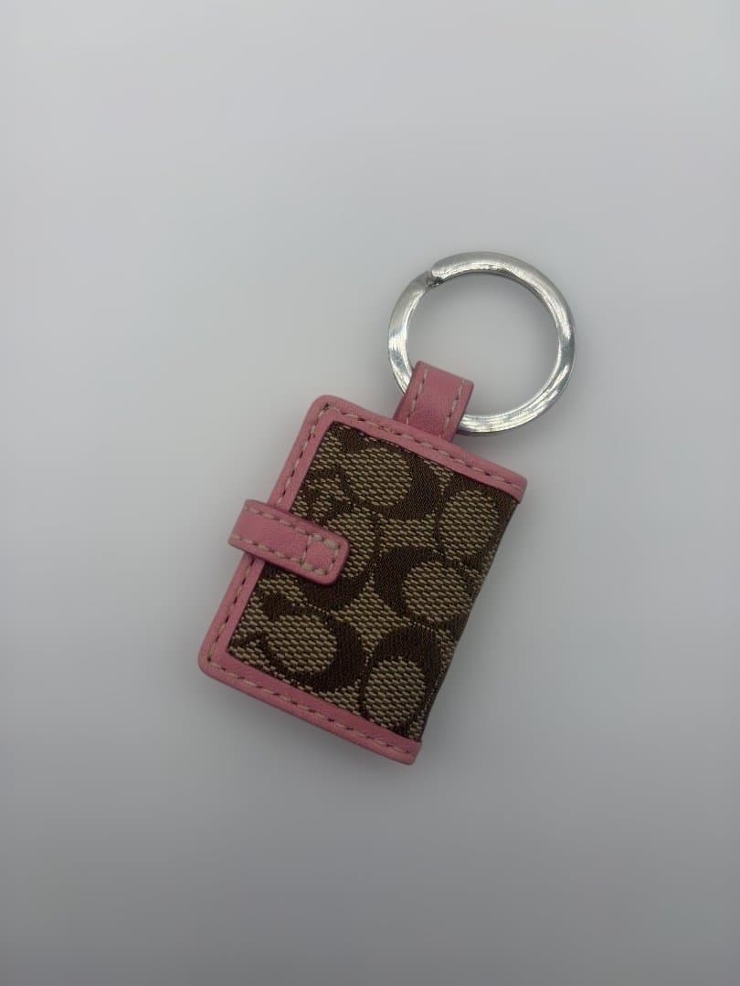 コーチ　手帳型　キーホルダー