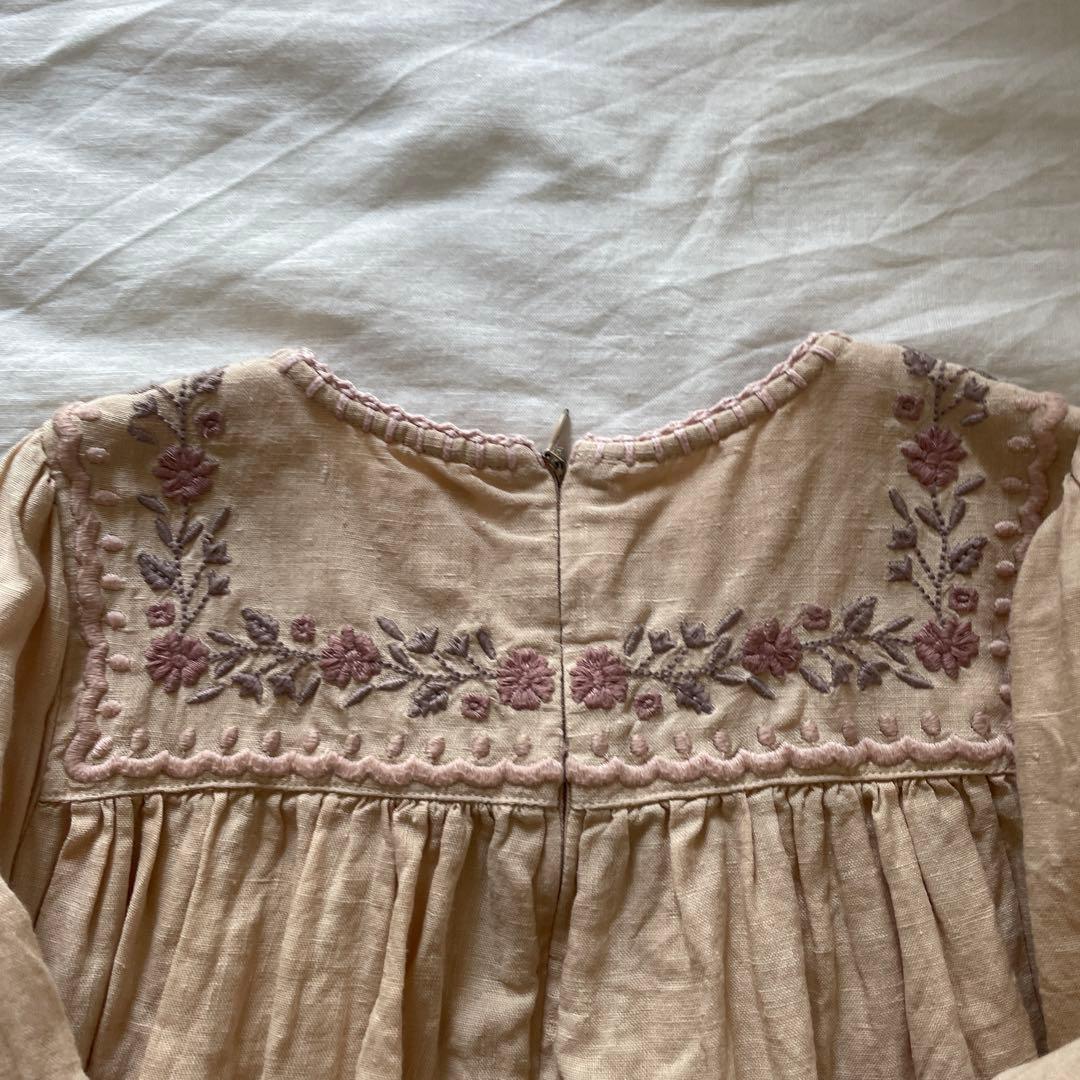 apolina kids ワンピース　5-7y