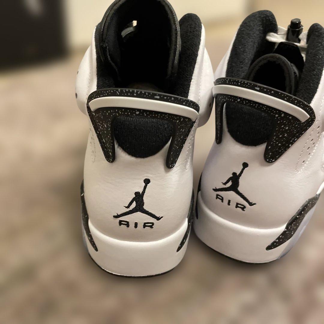 27㎝新品エアジョーダン6　オレオ　30,000円Air ホワイト/ブラック