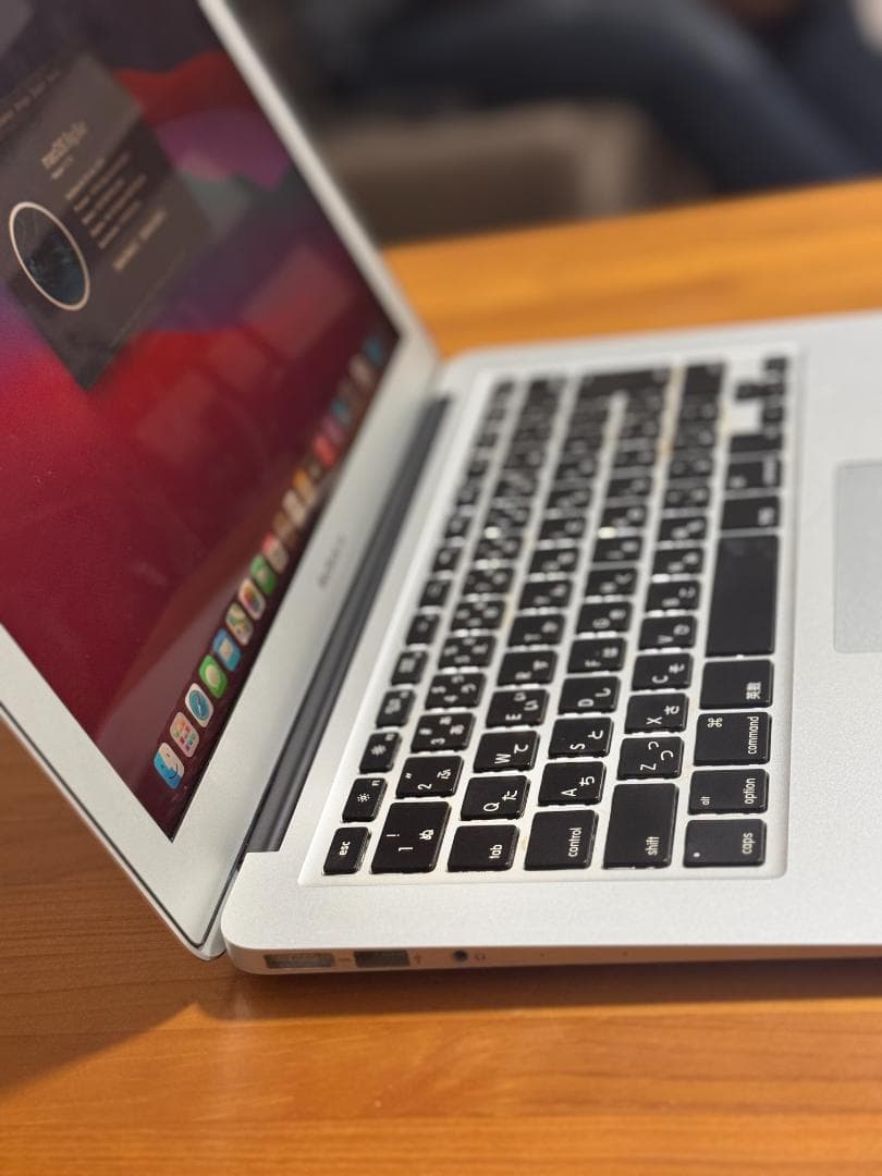 MacBook Air 13インチ 2017 Core i5 SSD新品・美