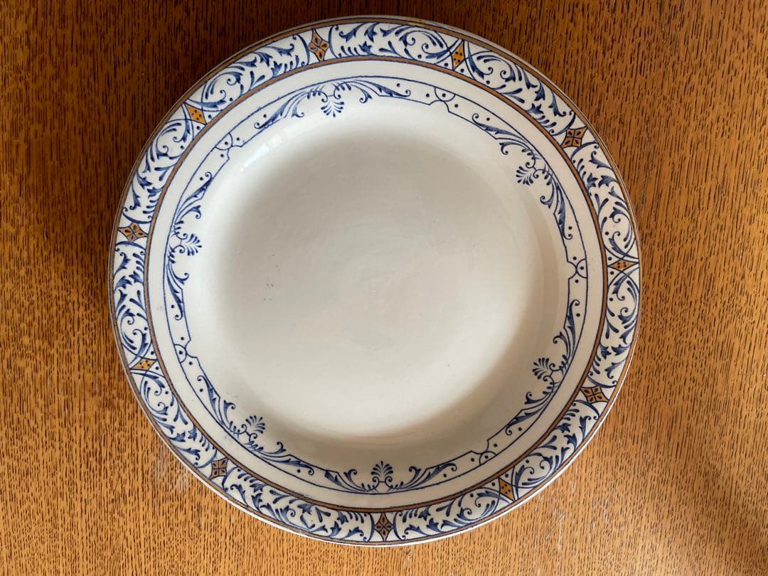 フランスアンティーク　クレイユモントロー　COLBERT　コンポティエ