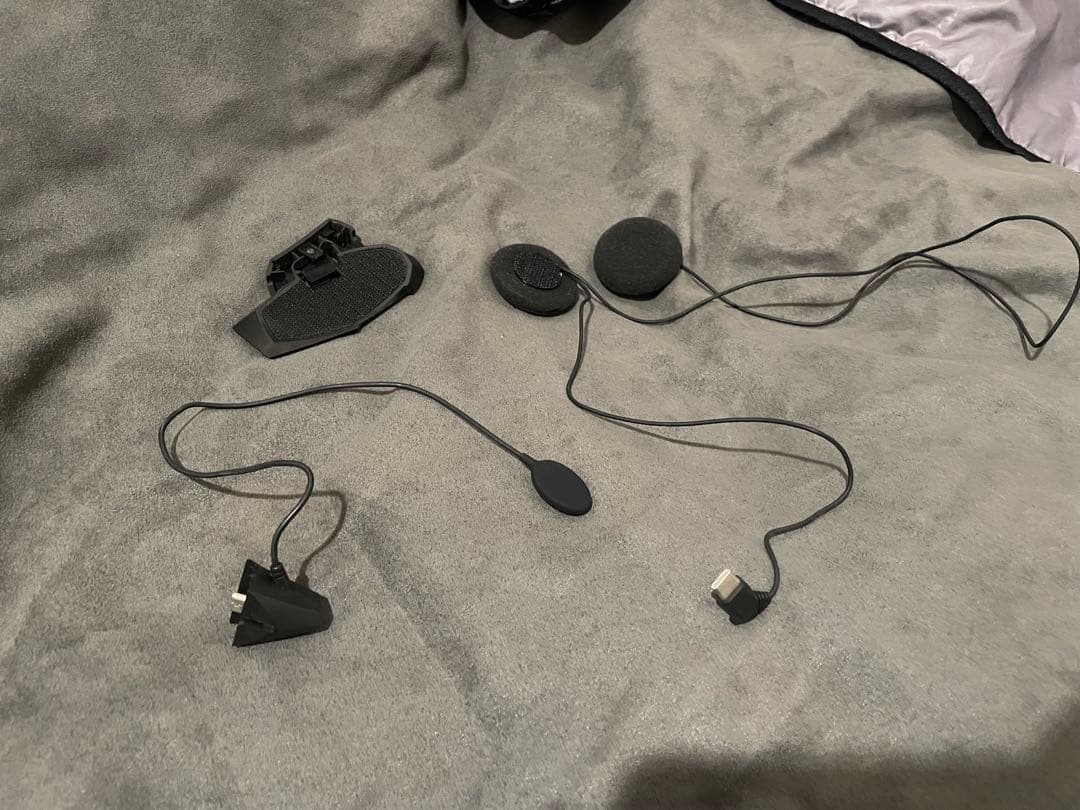 a*a様 AGV K6 フルフェイスヘルメット カーボンアラミド