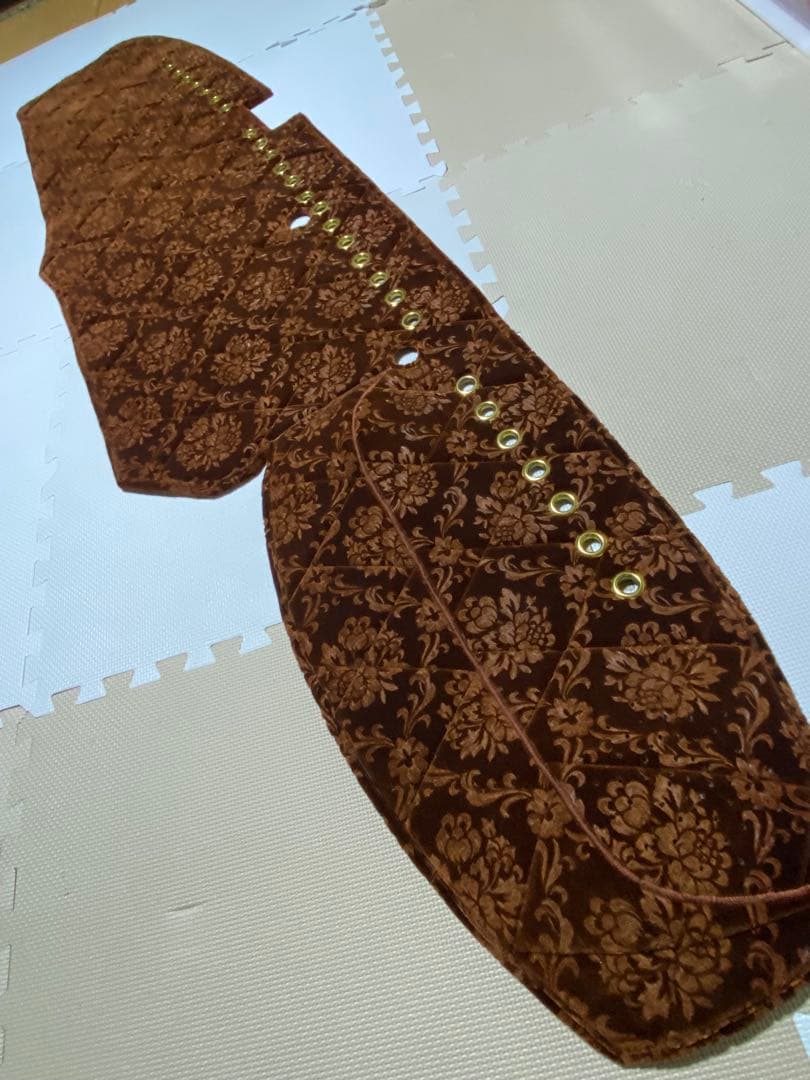 日野　17レンジャーワイド用　ほぼ新品！ダッシュマット　ハンドルカバー　ローレル