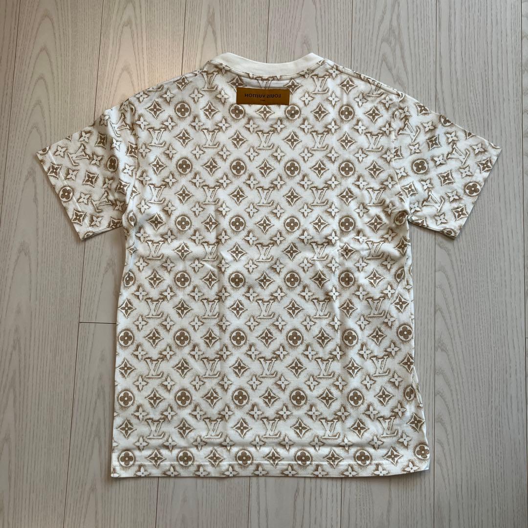 にぎりん　Louis Vuitton ロゴパターン Tシャツ