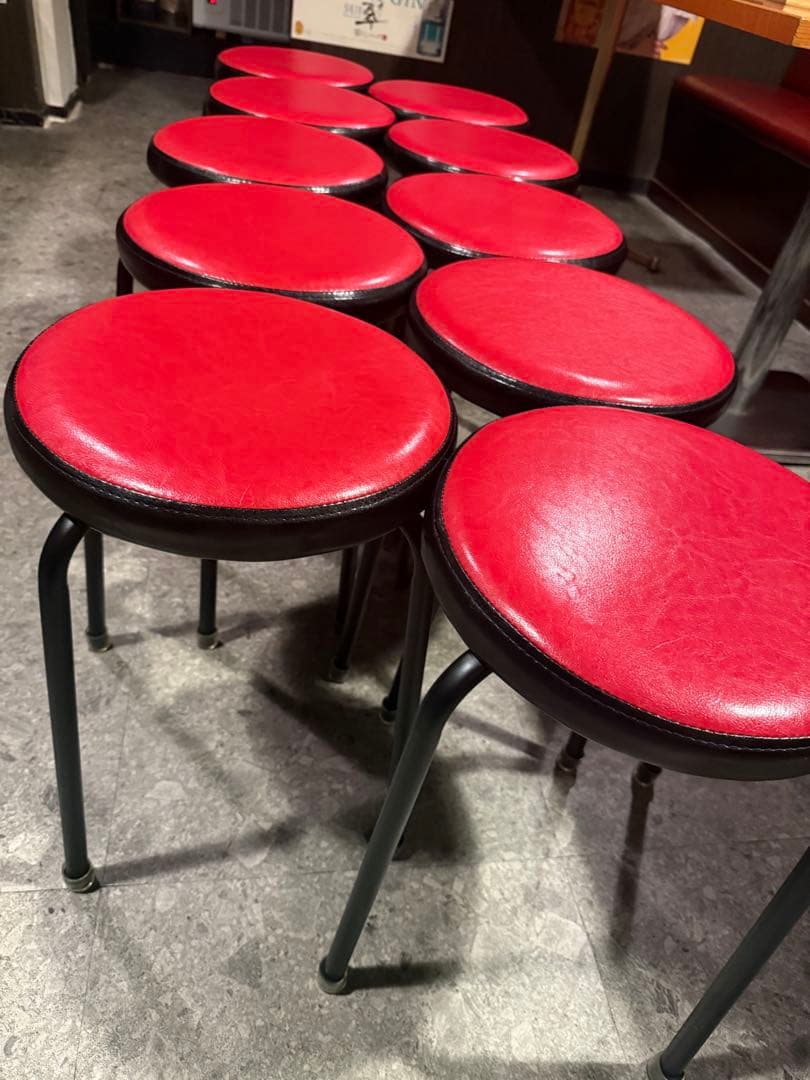 赤い合成皮革スツール 25脚セット