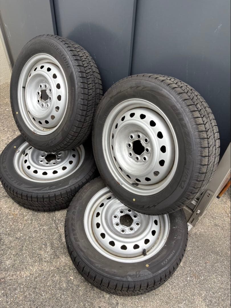 BRIDGESTONE BLIZZAK 185/60R15 4本セット